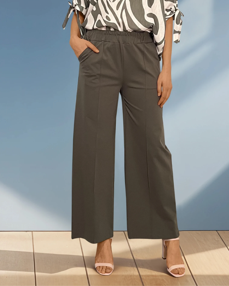 Pantaloni drepți cu dungă pe picior și buzunare kaki HL038