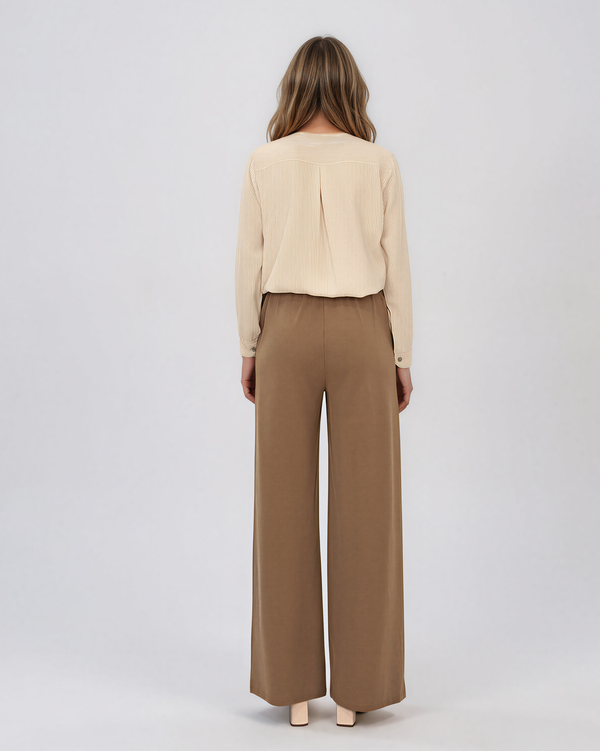 Pantaloni eleganți largi cu croială clasică beige HL226