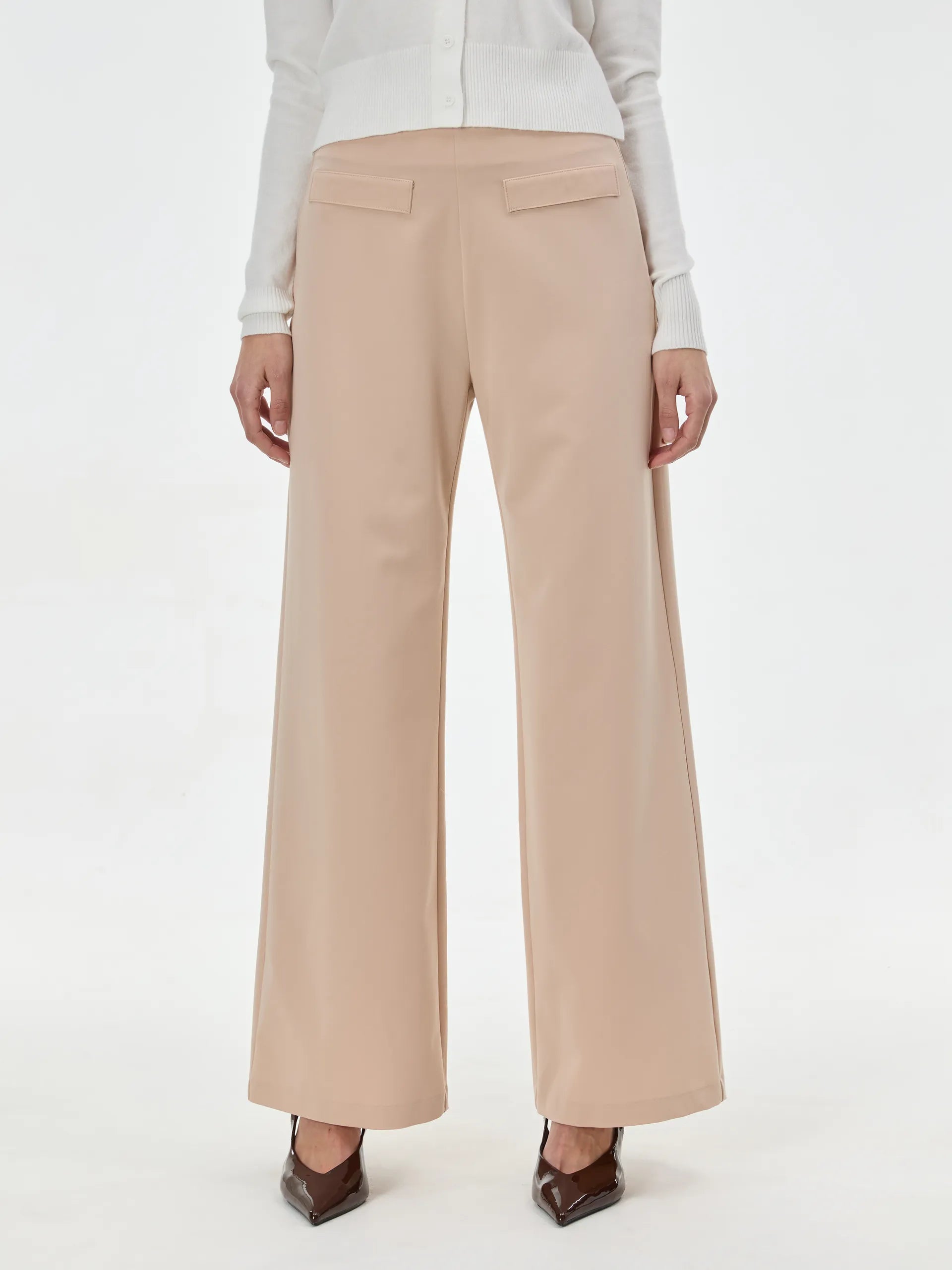 Pantaloni evazați cu clapetă buzunare ORSAY crem ORS013