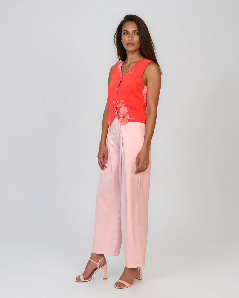 Pantaloni largi cu dungi și pense roz HL082