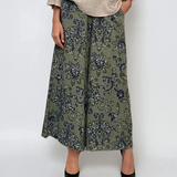 Pantaloni largi cu imprimeu floral kaki 