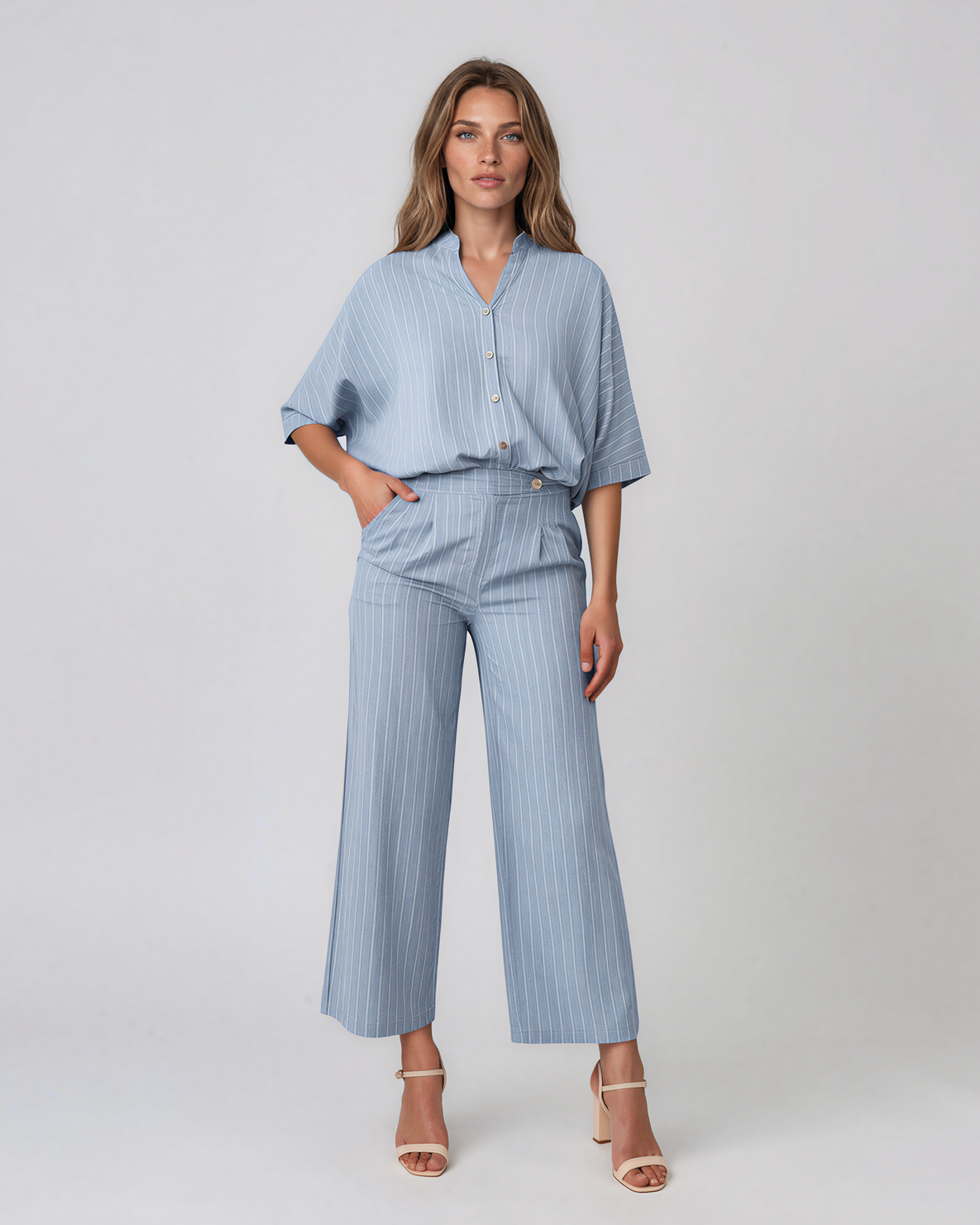 Pantaloni largi din vâscoză și in cu dungi și talie elastică bleu HL178