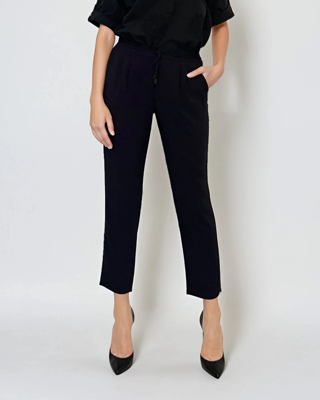 Pantaloni lungi conici din bumbac cu buzunare bleumarin 