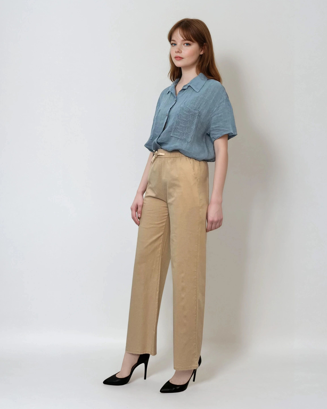 Pantaloni vaporoși cu șiret în talie beige 