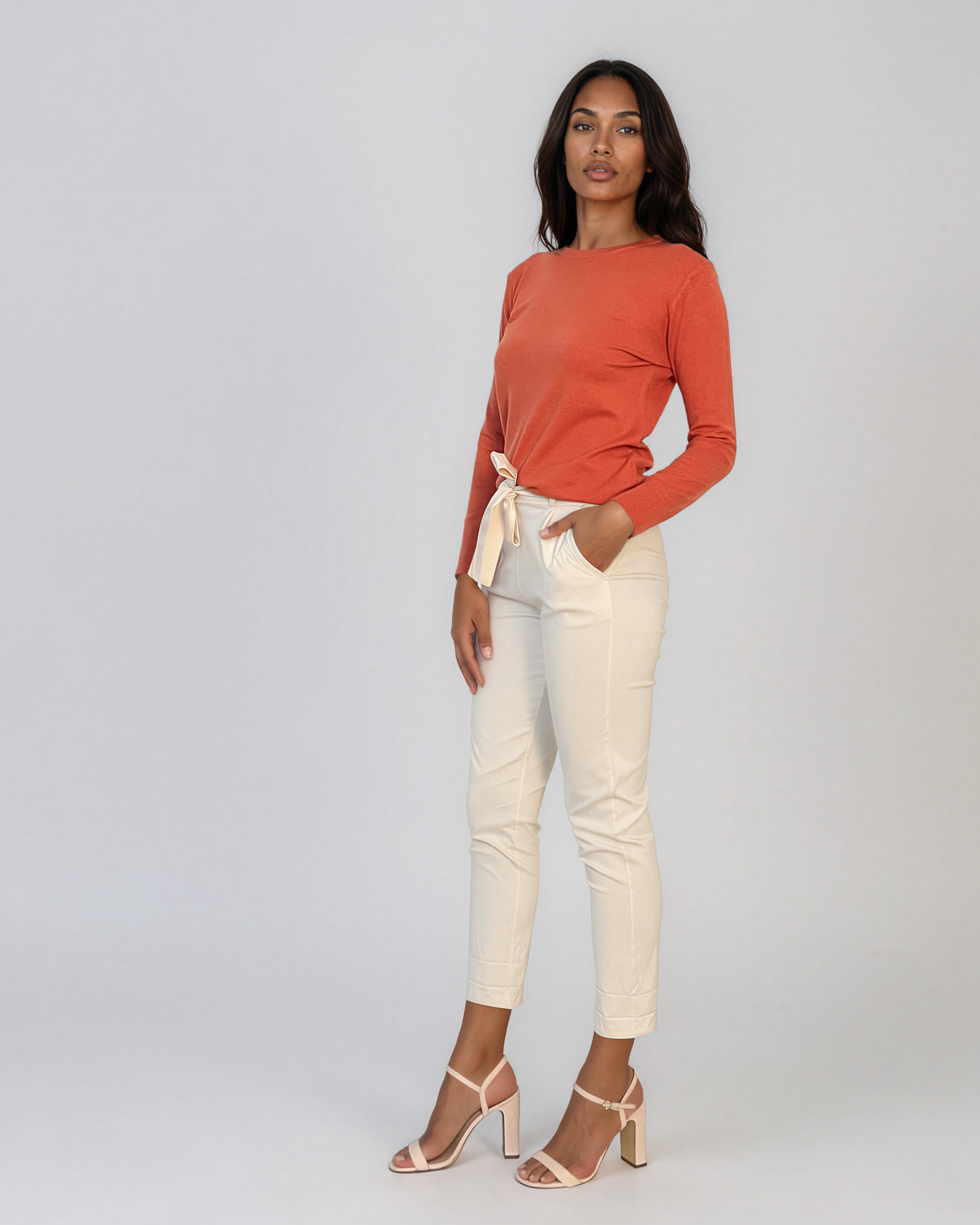 Pulover basic cu guler rotund caramiziu HL234