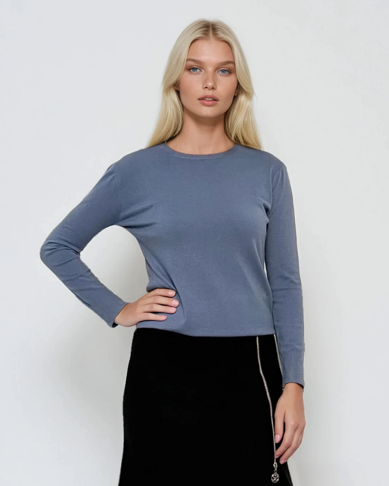 Pulover călduros cu guler rotund albastru-jeans 