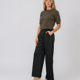 Pulover cu mânecă scurtă din tricot cu perle aplicate kaki PN094