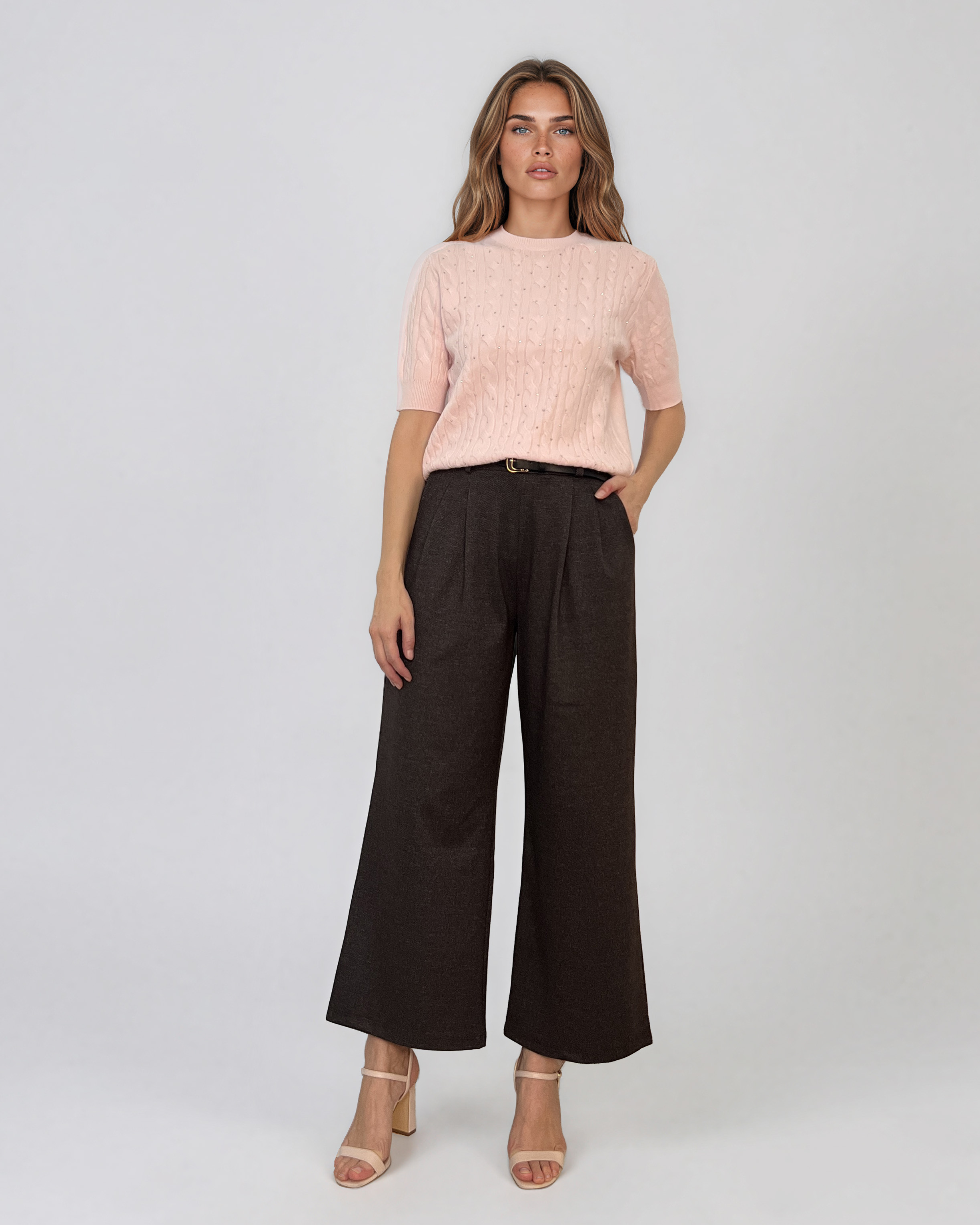 Pulover cu mânecă scurtă din tricot cu perle aplicate roz PN094