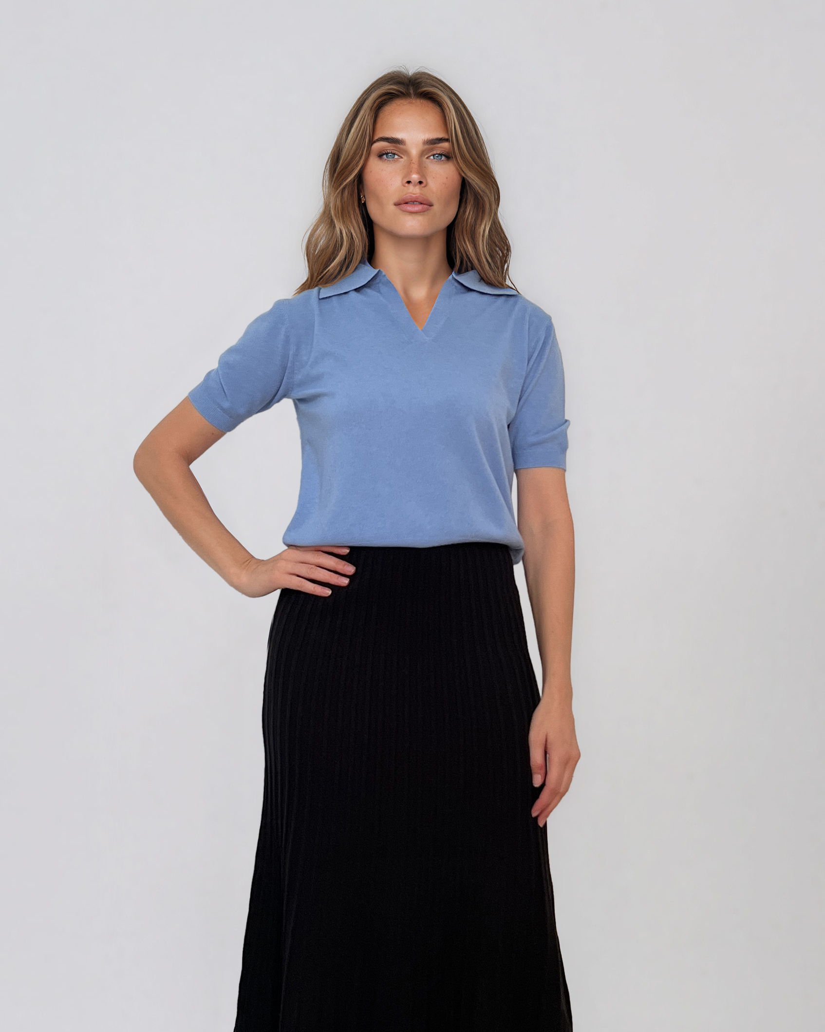 Pulover cu mânecă scurtă şi guler polo albastru PN095