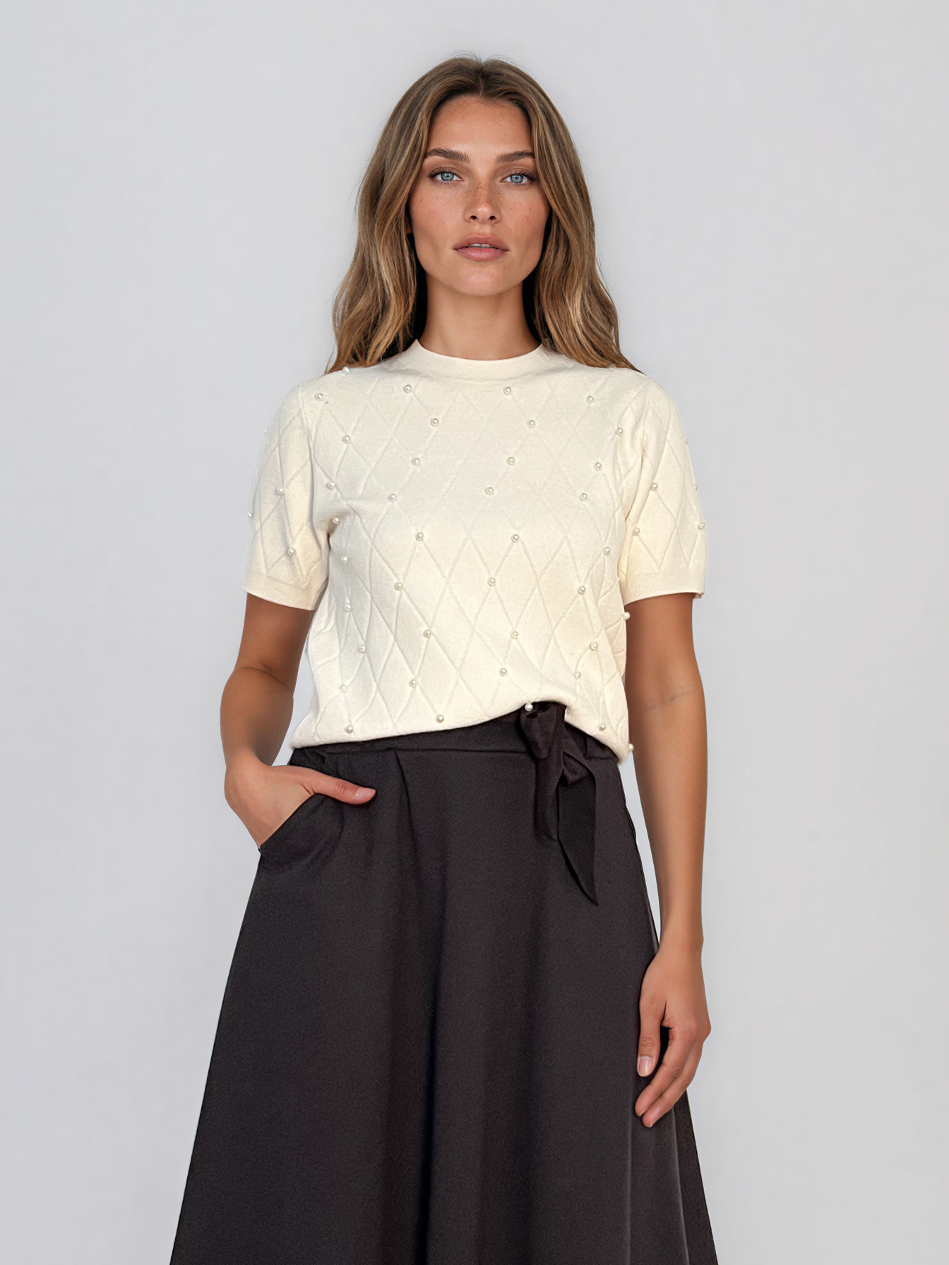 Pulover din tricot ajurat cu mânecă scurtă alb PN120