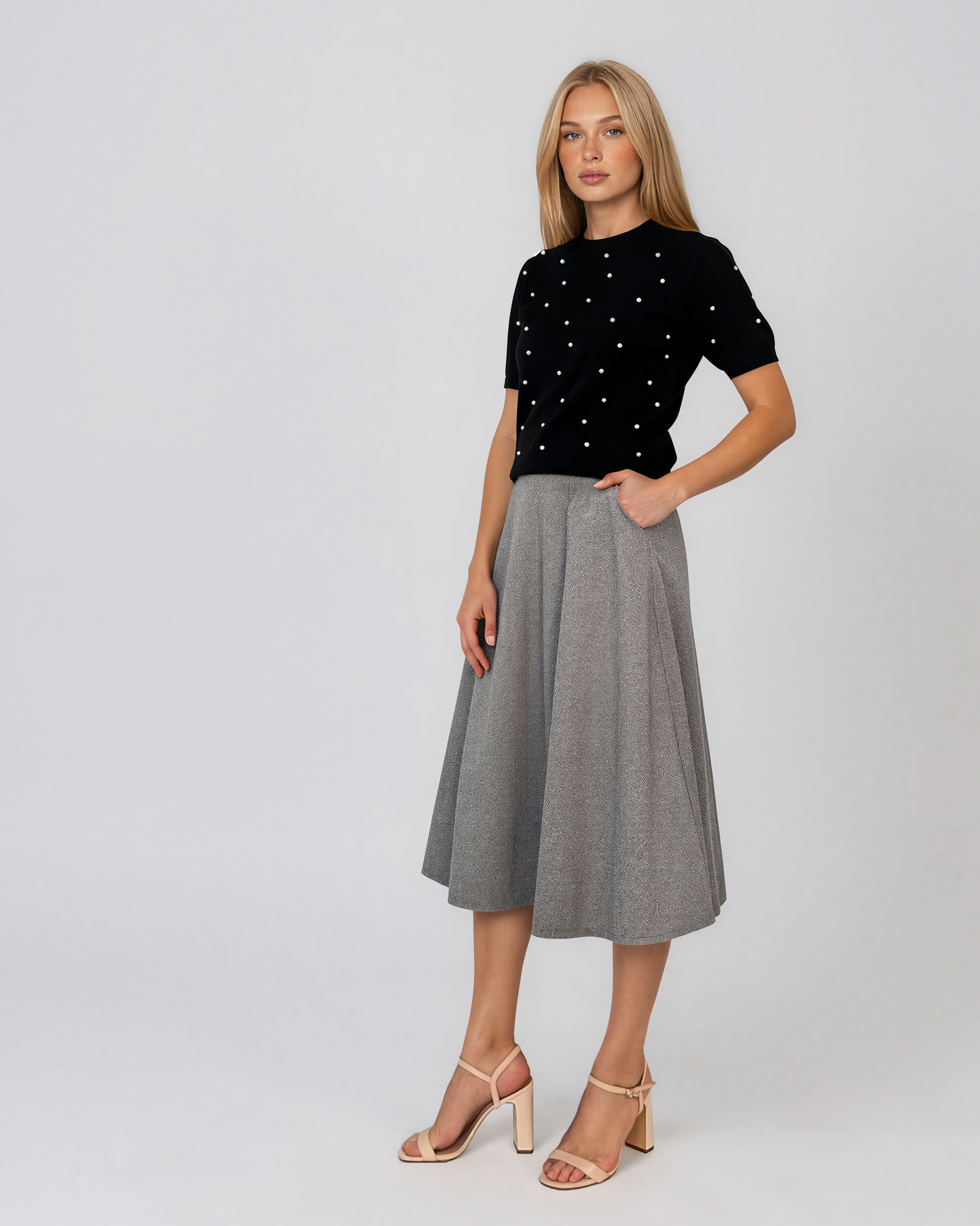 Pulover din tricot ajurat cu mânecă scurtă negru PN120