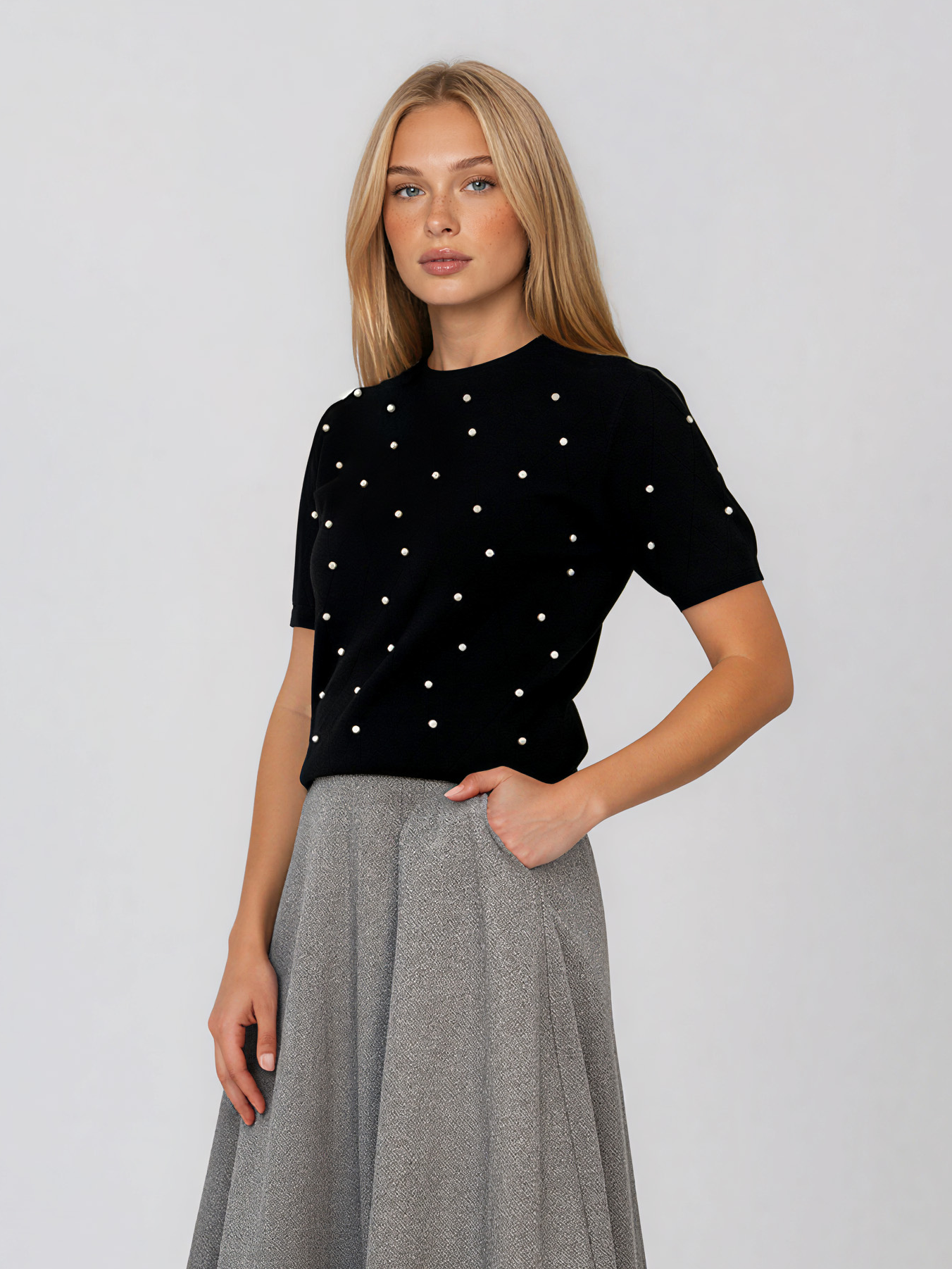 Pulover din tricot ajurat cu mânecă scurtă negru PN120