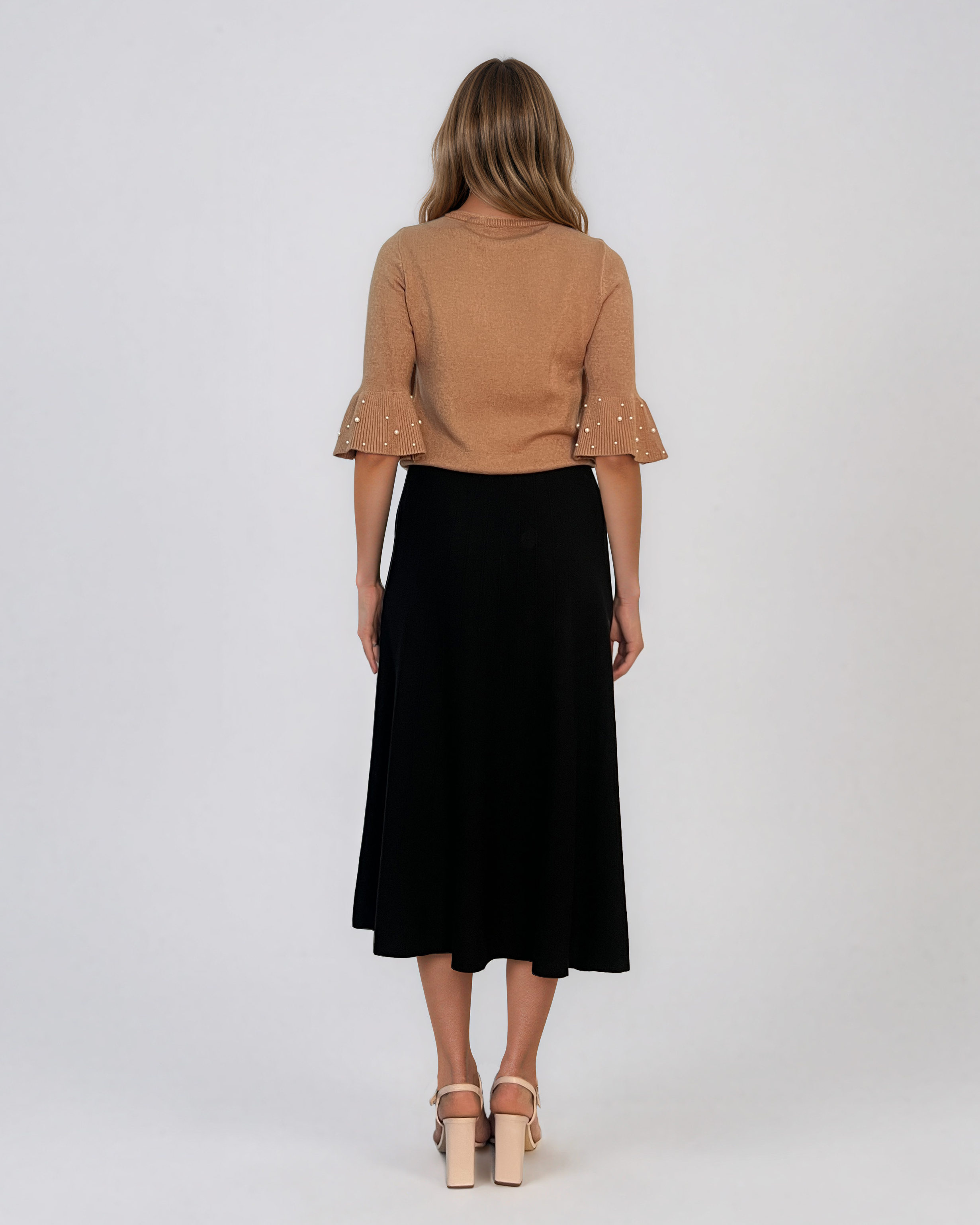 Pulover din tricot cu perle şi mâneci evazate beige DY734