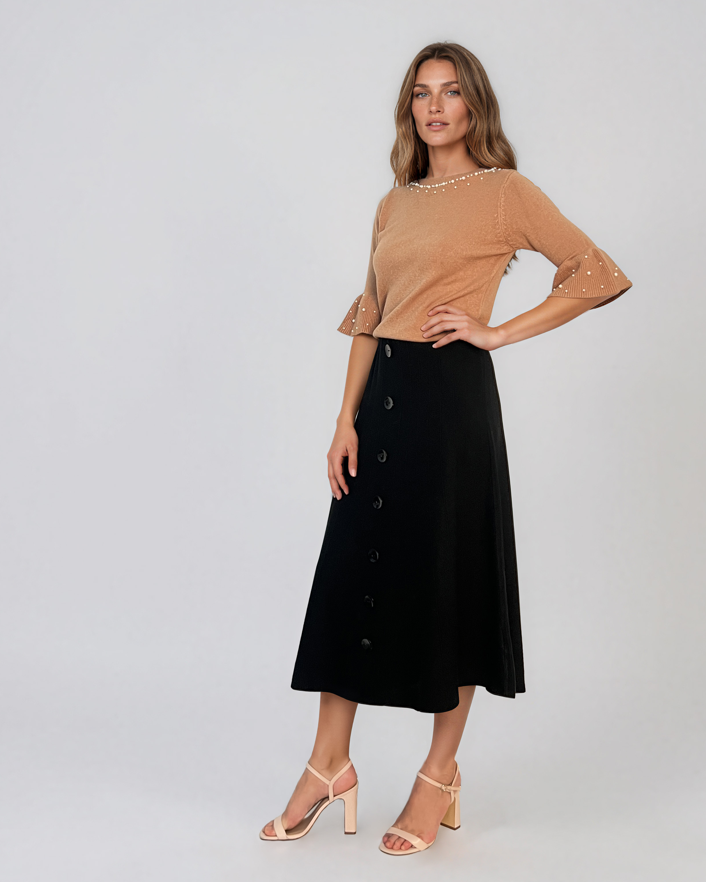 Pulover din tricot cu perle şi mâneci evazate beige DY734