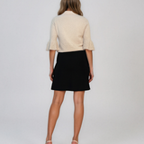 Pulover din tricot cu perle şi mâneci evazate crem DY734