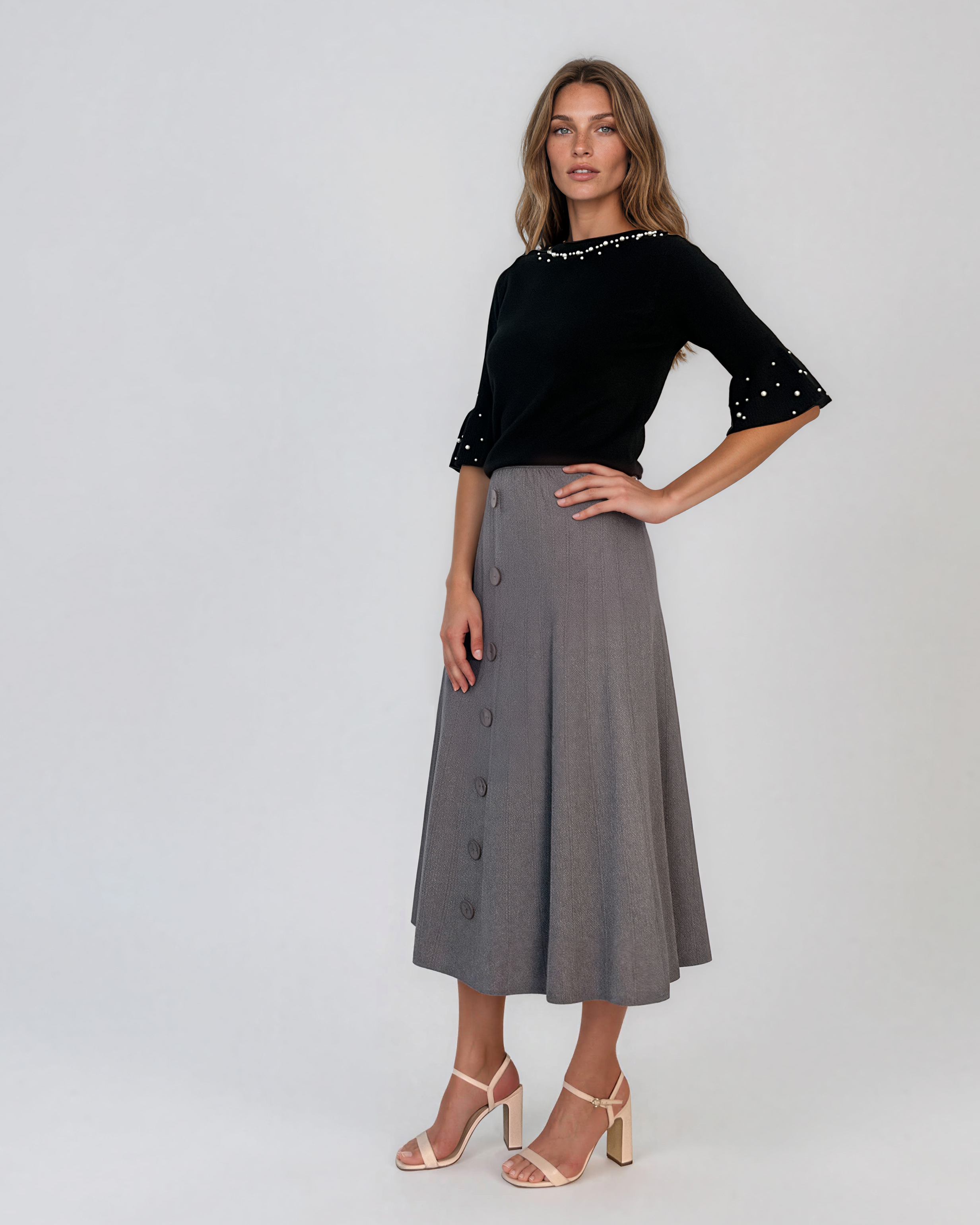 Pulover din tricot cu perle şi mâneci evazate negru DY734