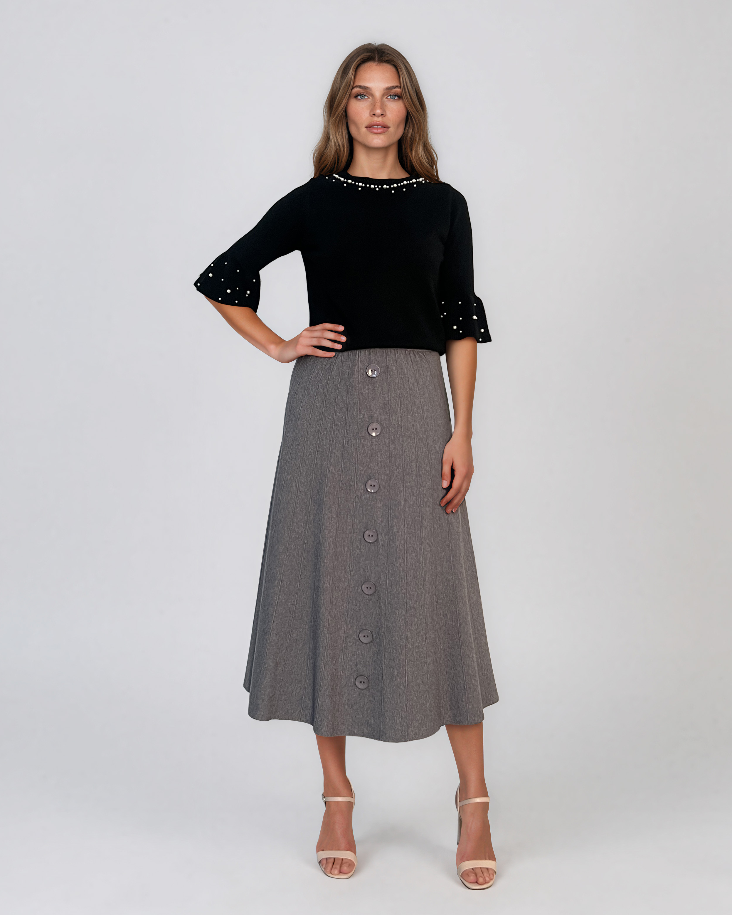 Pulover din tricot cu perle şi mâneci evazate negru DY734
