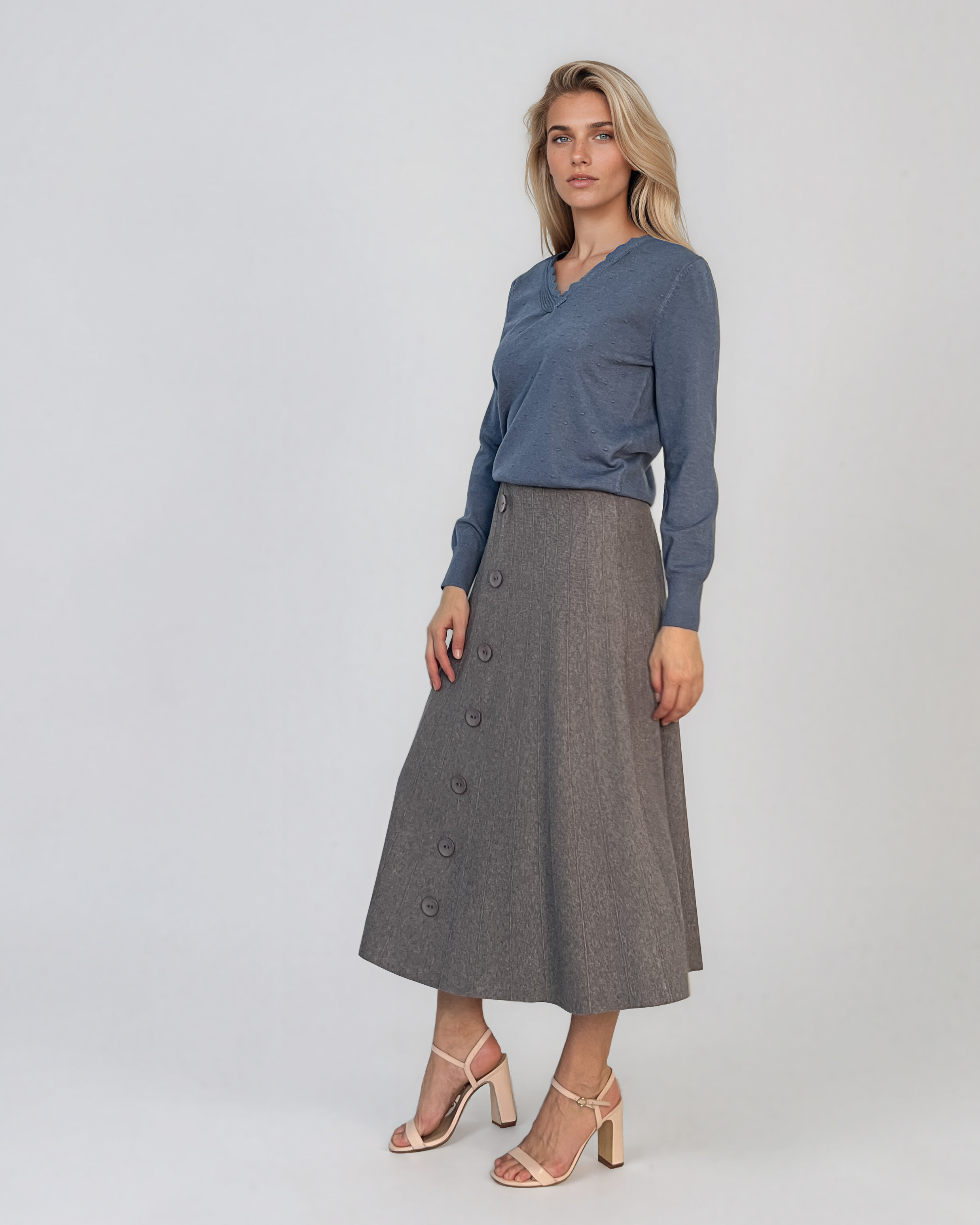 Pulover din tricot fin cu decolteu în V albastru DY732