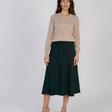 Pulover din tricot fin cu decolteu în V crem DY732