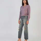 Pulover din tricot fin cu decolteu în V mov DY732