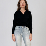 Pulover din tricot fin cu decolteu în V negru DY732