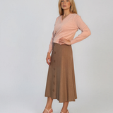 Pulover din tricot fin cu decolteu în V roz DY732