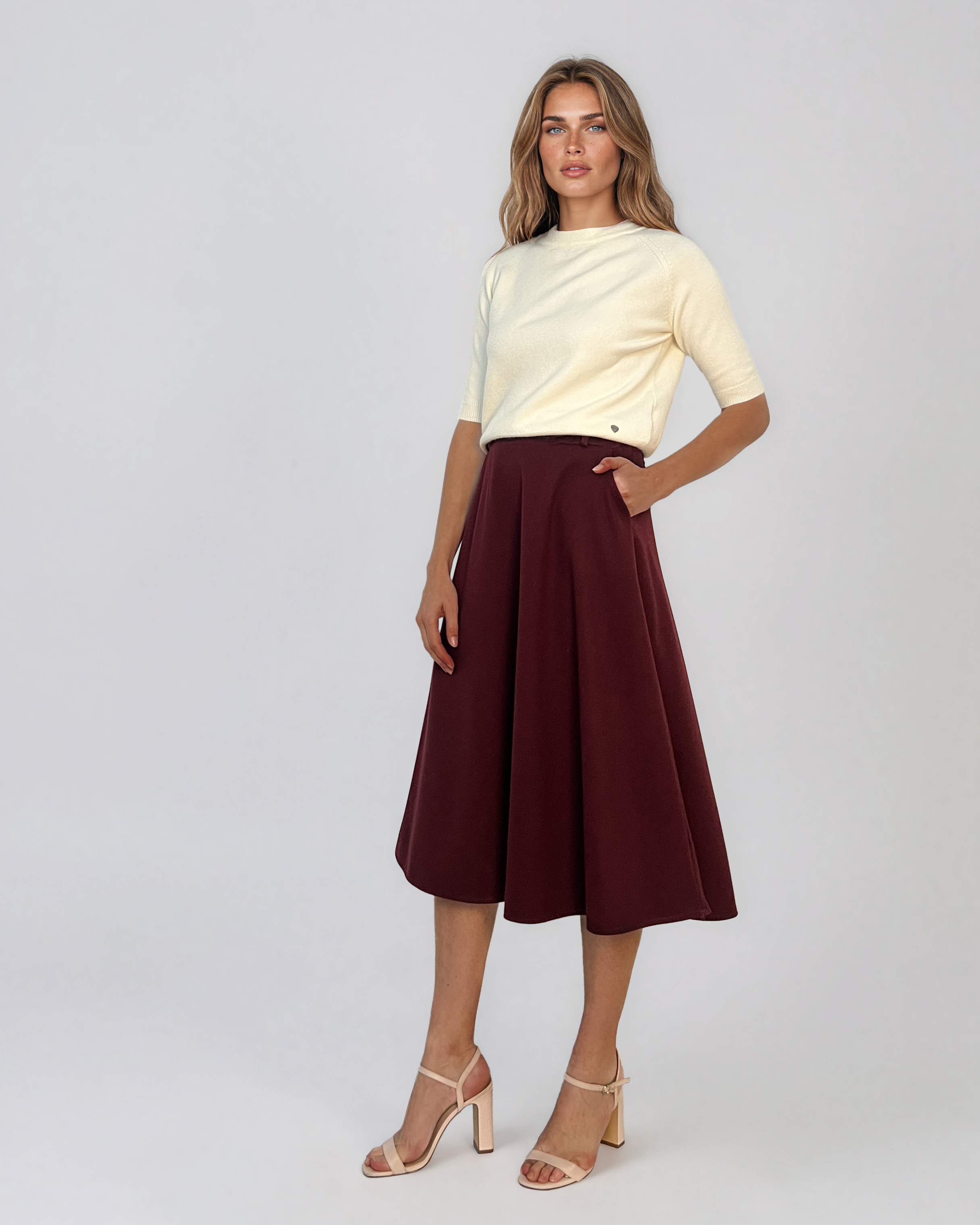 Pulover din tricot texturat cu mânecă scurtă alb HL250