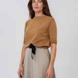Pulover din tricot texturat cu mânecă scurtă beige HL250