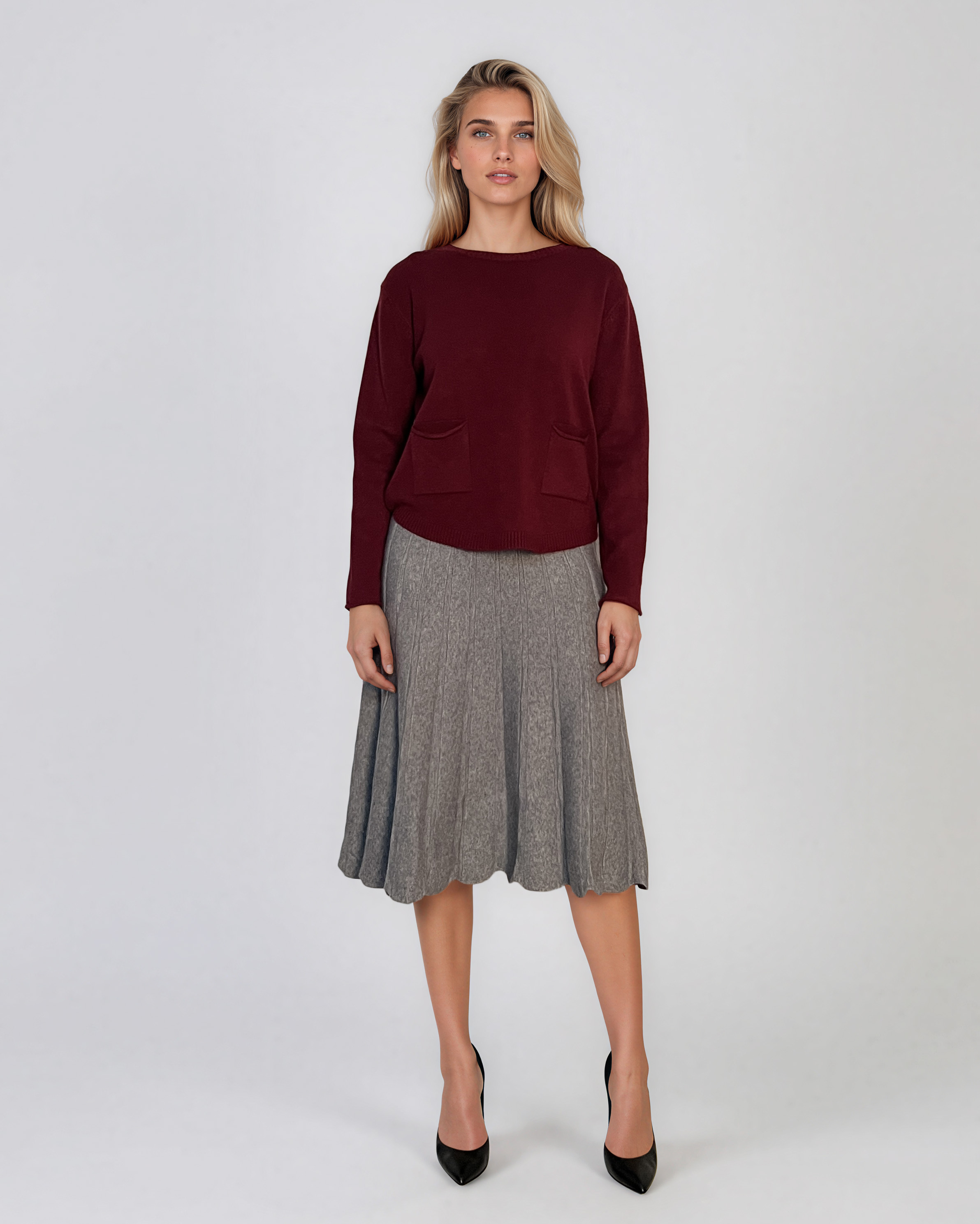 Pulover fin cu decolteu rotund grena PN144