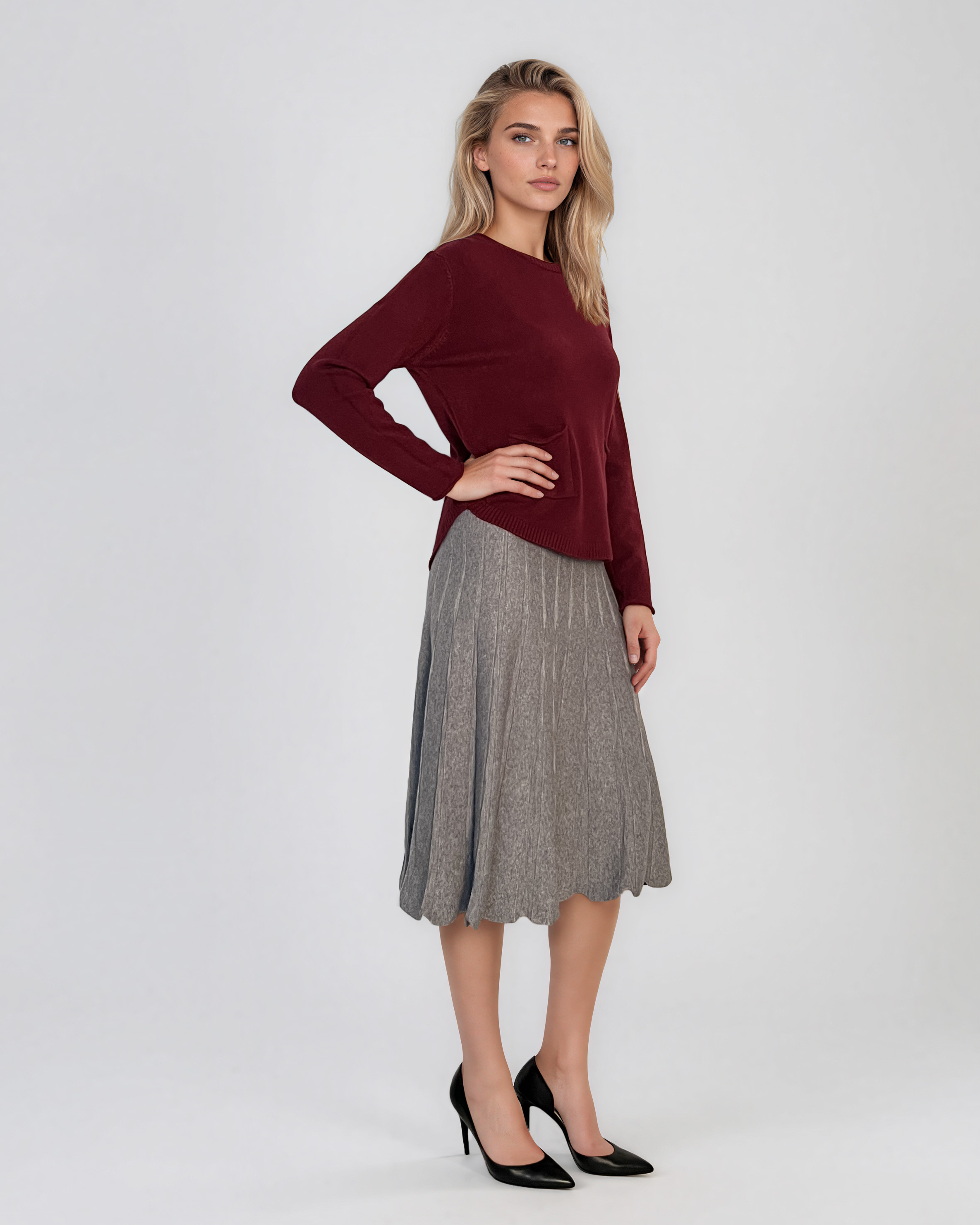 Pulover fin cu decolteu rotund grena PN144
