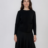 Pulover fin cu decolteu rotund negru PN144