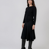 Pulover fin cu decolteu rotund negru PN144