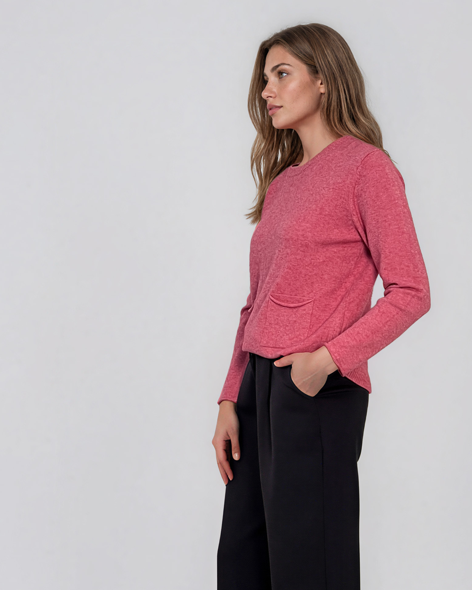 Pulover fin cu decolteu rotund roz PN144