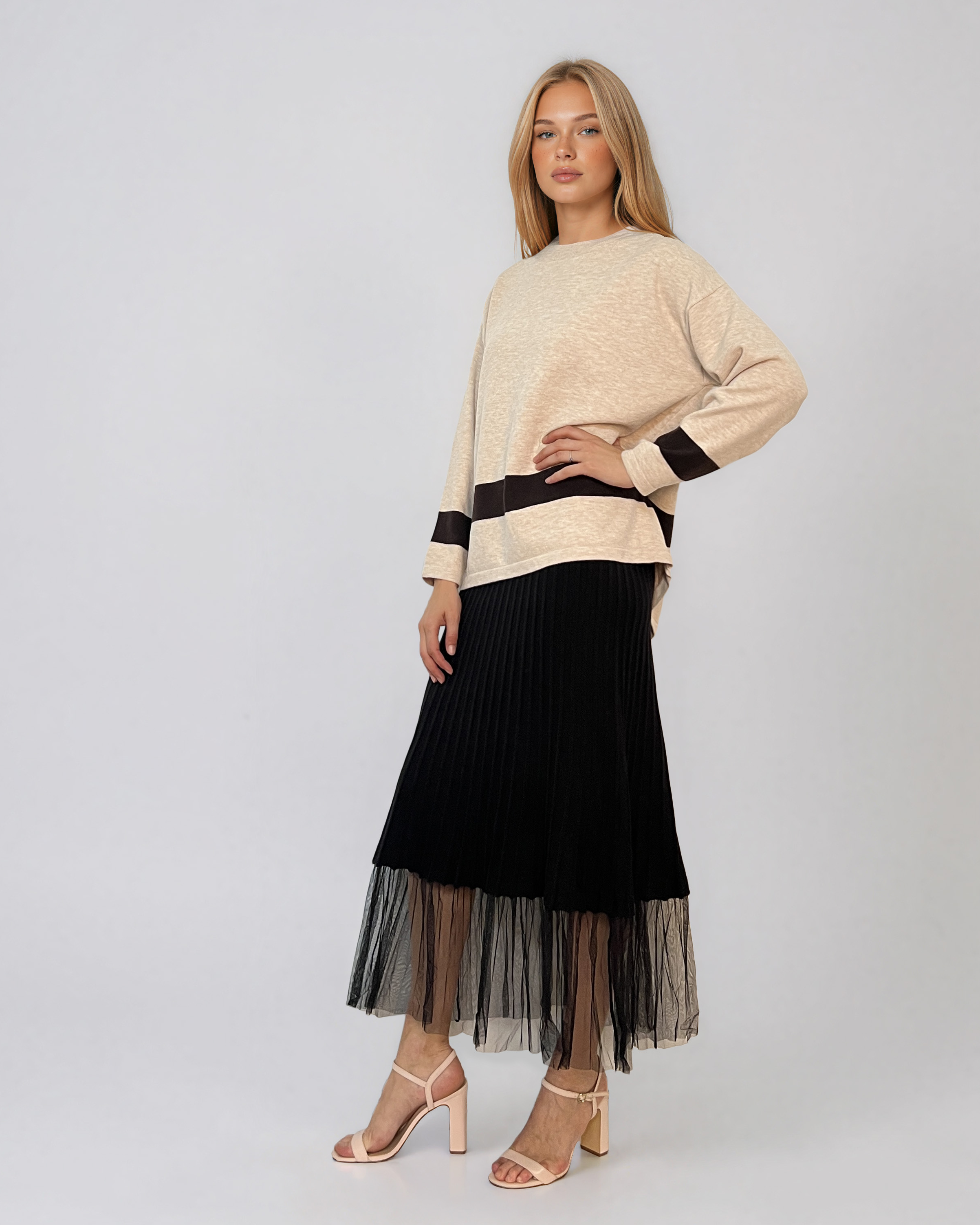 Pulover lejer din tricot cu dungi contrastante crem PN104
