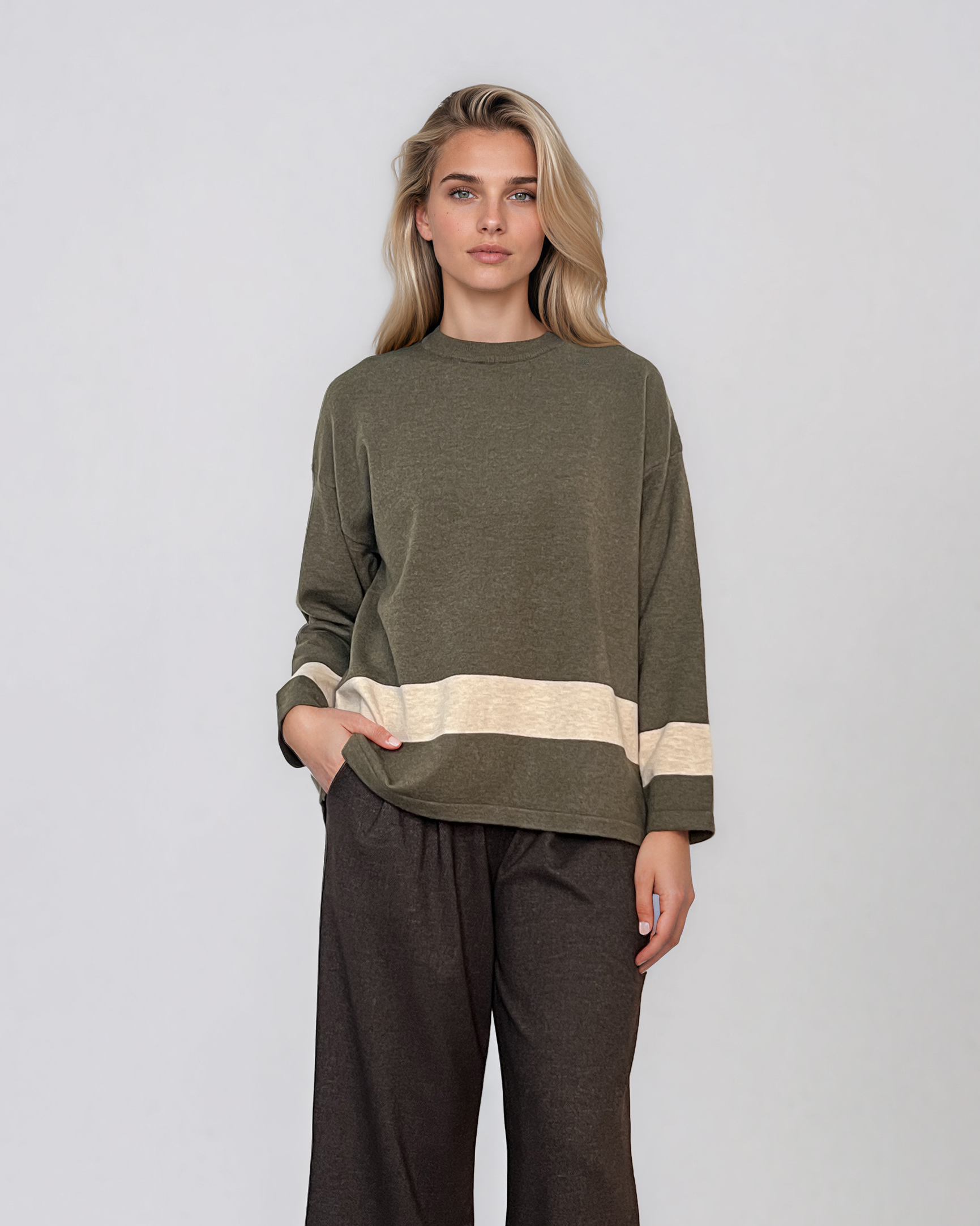 Pulover lejer din tricot cu dungi contrastante kaki PN104