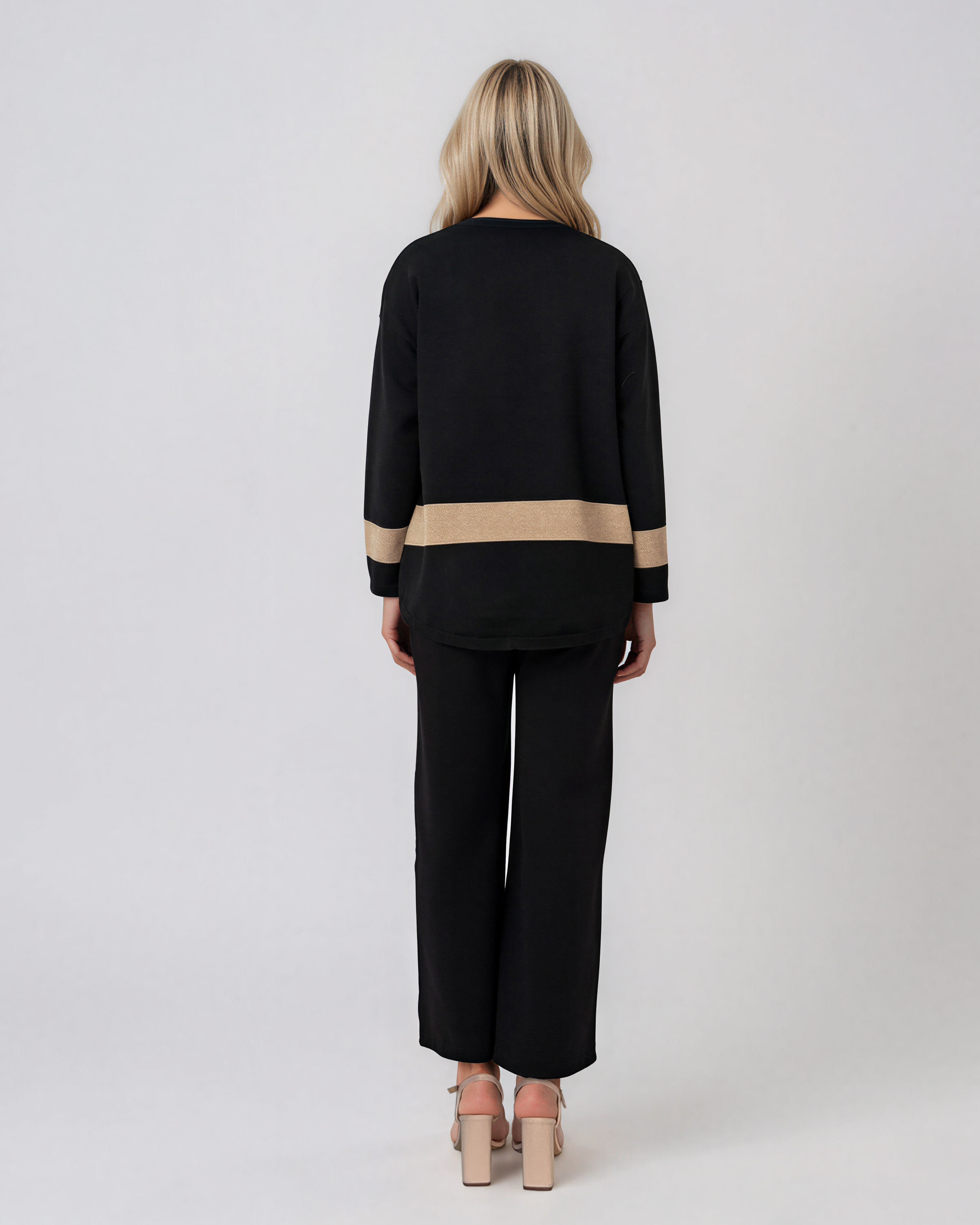 Pulover lejer din tricot cu dungi contrastante negru PN104
