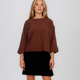 Pulover lejer din tricot cu nasturi pe mâneci cărămiziu DY736
