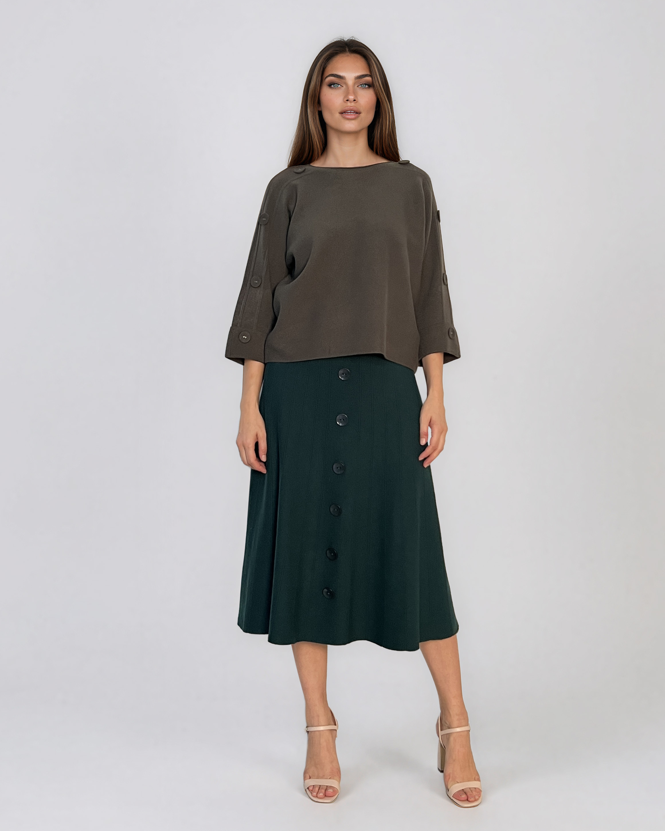 Pulover lejer din tricot cu nasturi pe mâneci kaki DY736