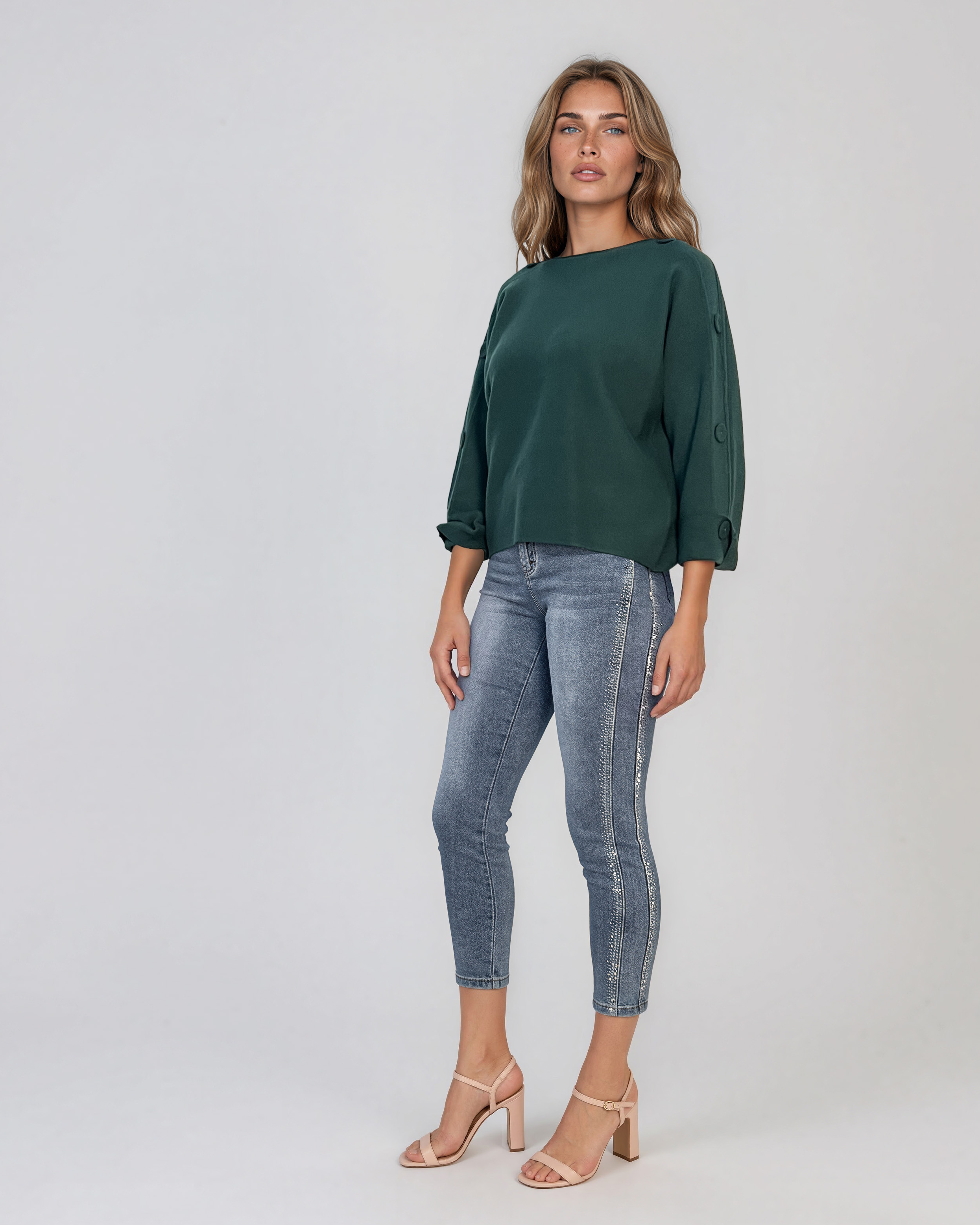 Pulover lejer din tricot cu nasturi pe mâneci verde DY736
