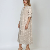 Rochie lungă din bumbac cu print geometric și mânecă 3/4 crem