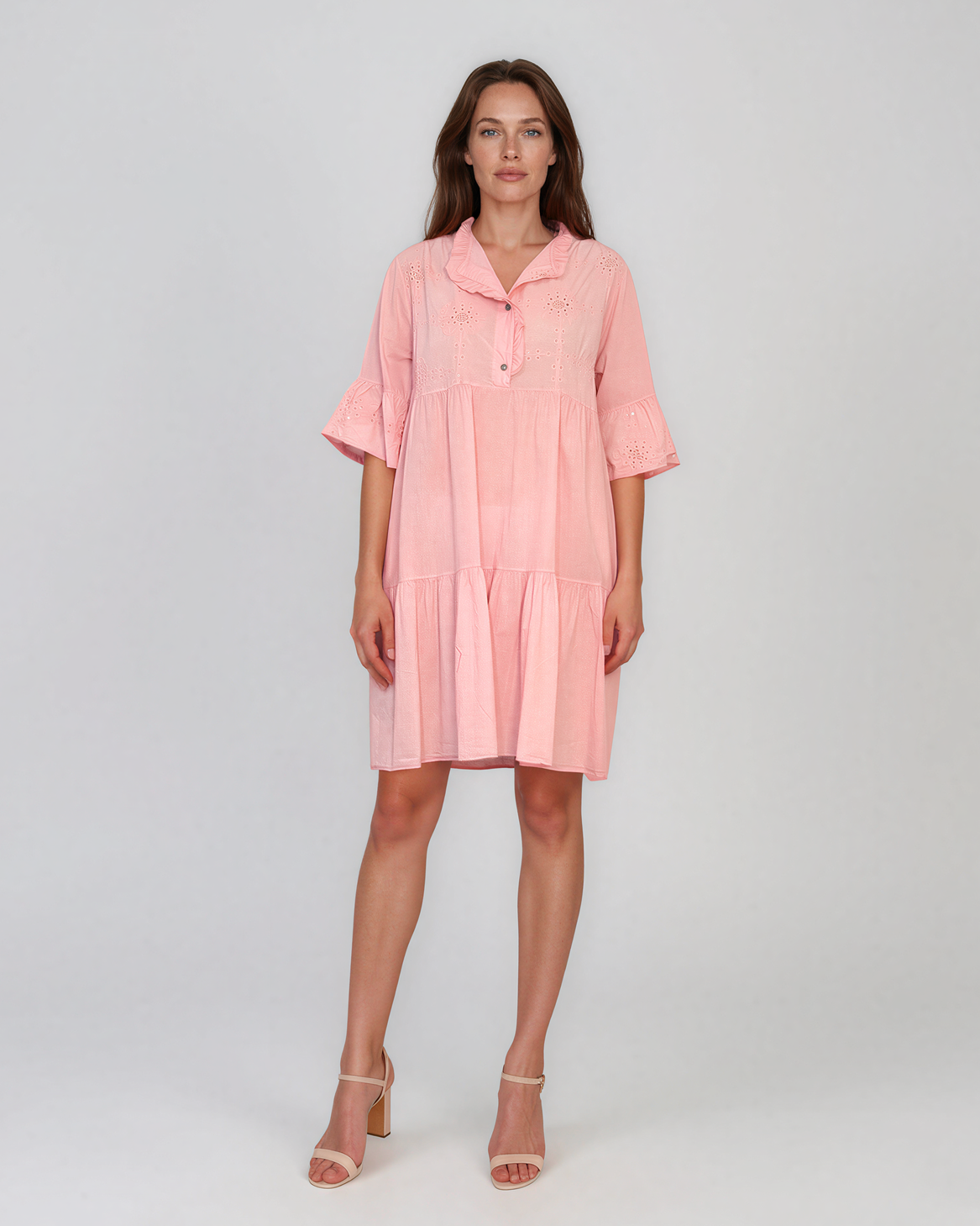 Rochie baby-doll cu broderie și paiete roz HL122