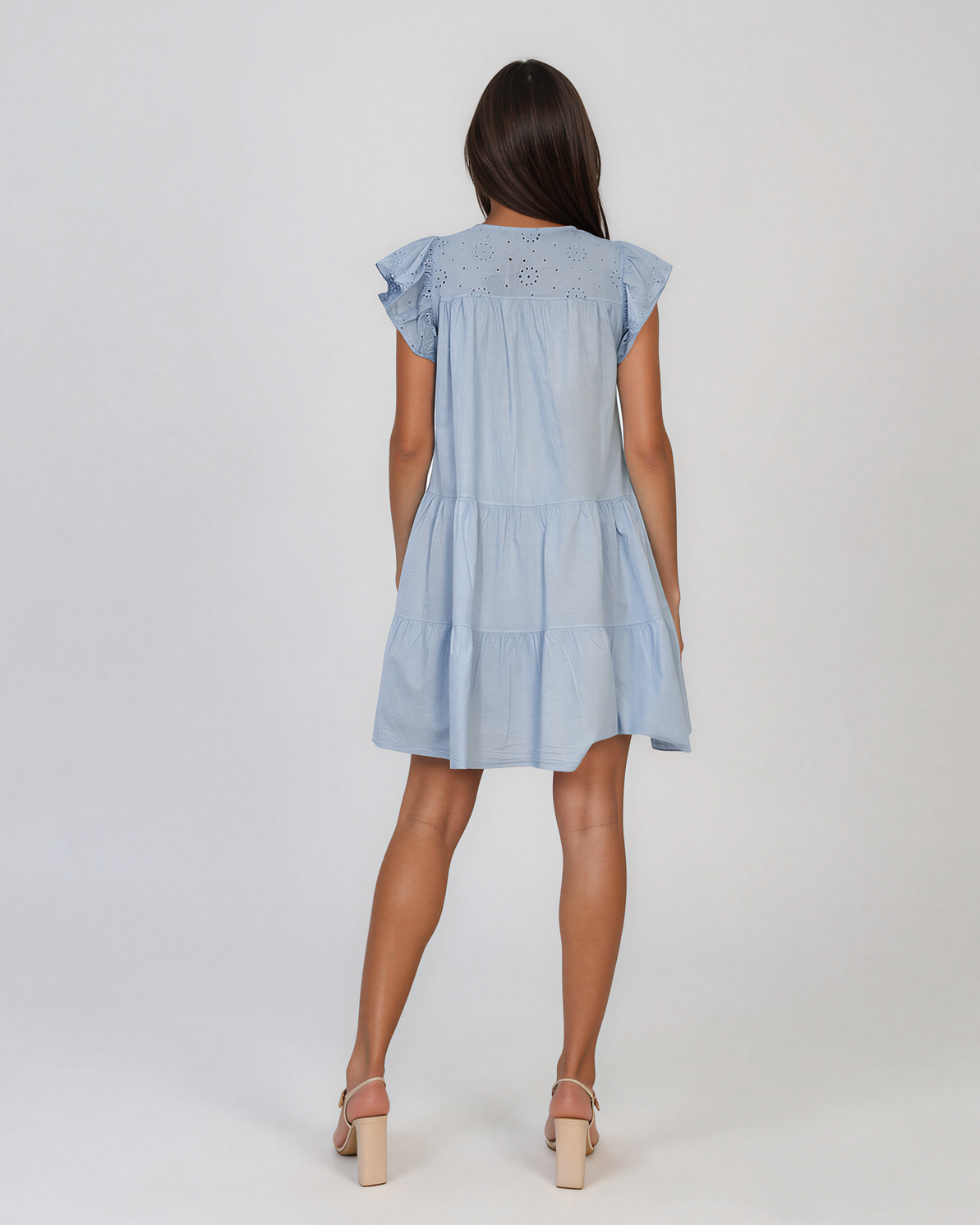 Rochie babydoll din bumbac cu bust brodat și volane bleu HL098
