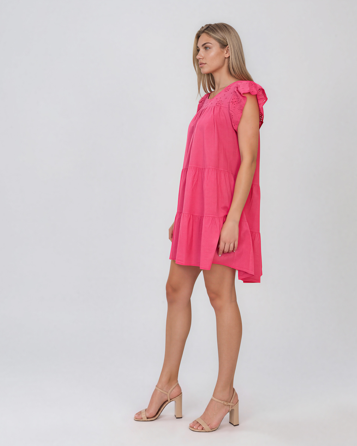 Rochie babydoll din bumbac cu bust brodat și volane ciclam HL098