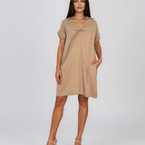 Rochie casual cu nod în piept și buzunare beige HL116