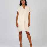 Rochie casual cu nod în piept și buzunare crem HL116