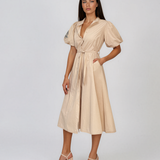 Rochie cloș cu cordon și mâneci bufante beige HL126