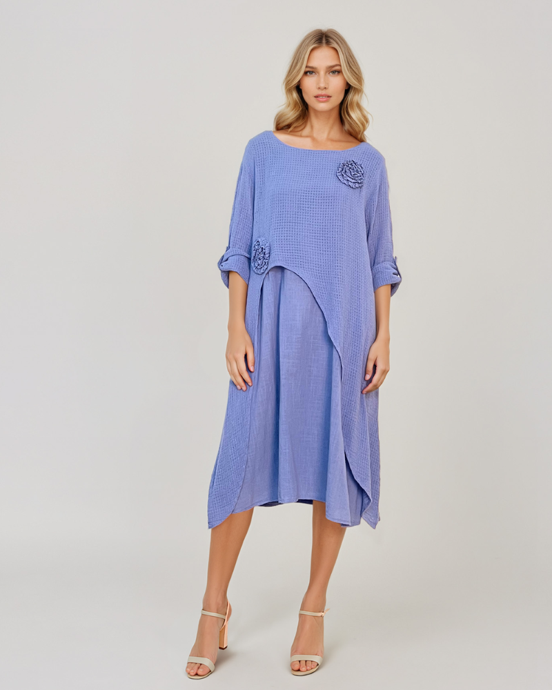 Rochie cu capă și flori aplicate albastru PR931