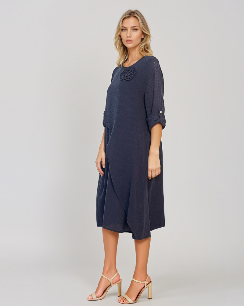 Rochie cu capă și flori aplicate bleumarin PR931