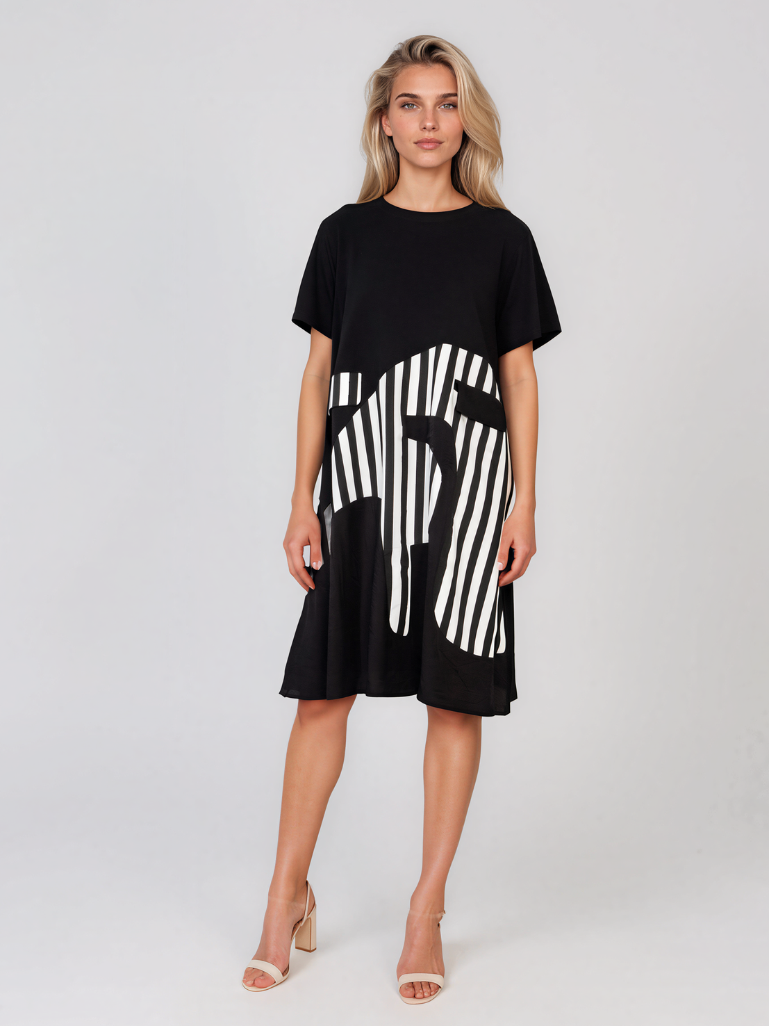 Rochie cu mânecă scurtă și dungi pe poale negru PR880