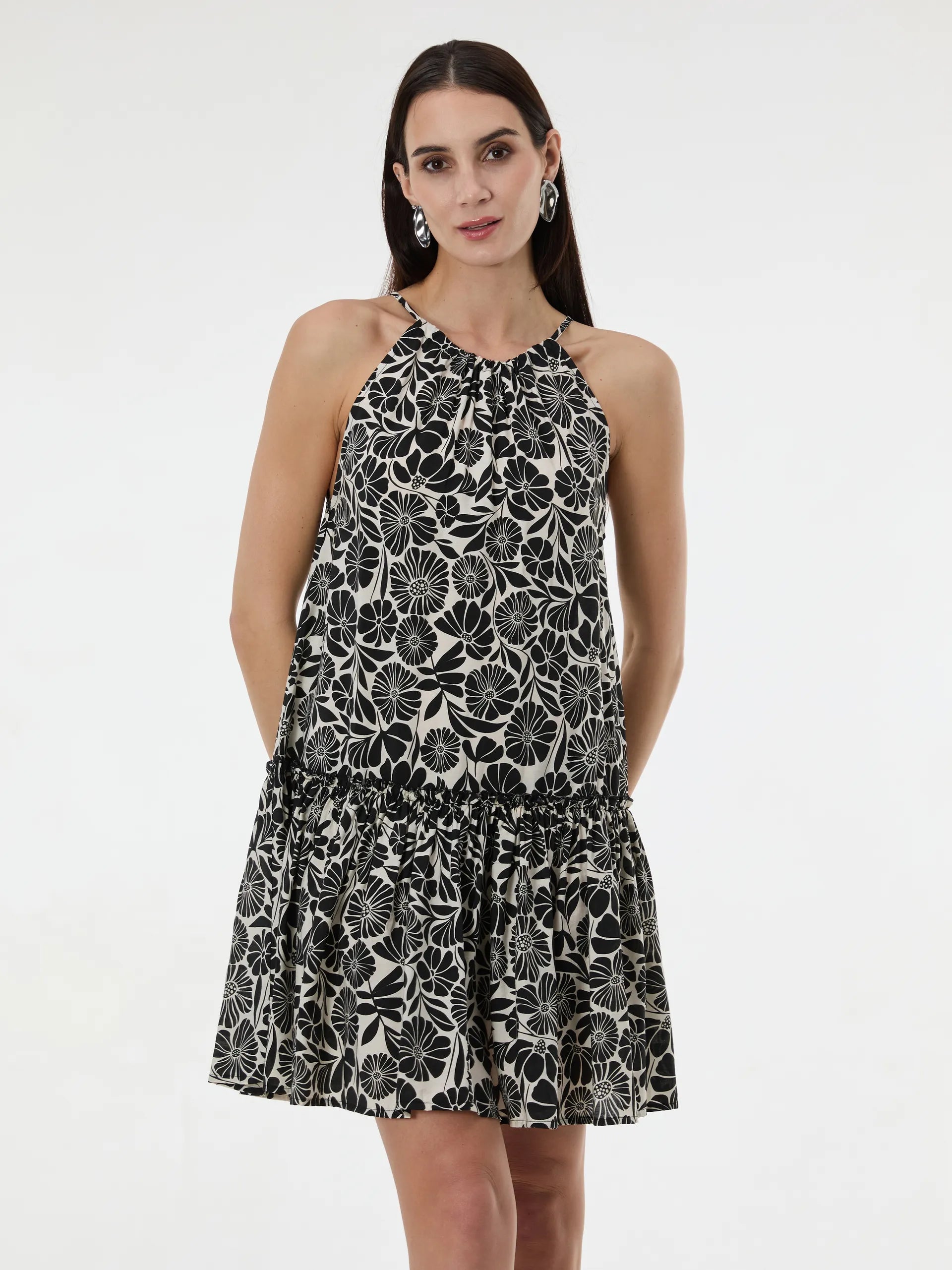 Rochie cu volan și print floral ORSAY negru ORS027